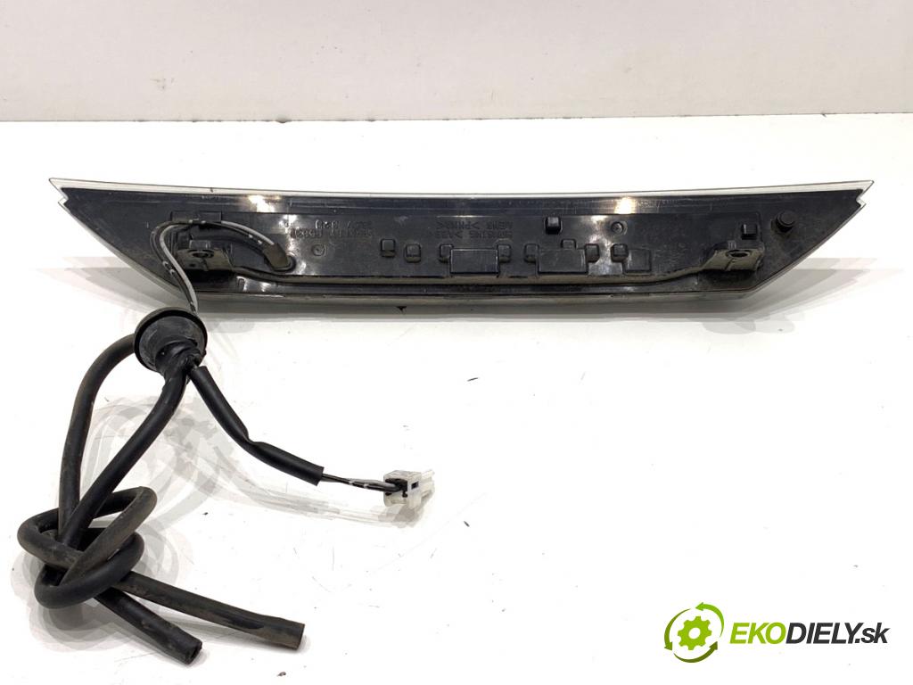 MITSUBISHI ASX SUV 2015 86 kW 1.6 MIVEC 1590 světlo brzdových světel