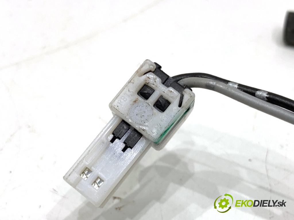 MITSUBISHI ASX SUV 2015 86 kW 1.6 MIVEC 1590 světlo brzdových světel