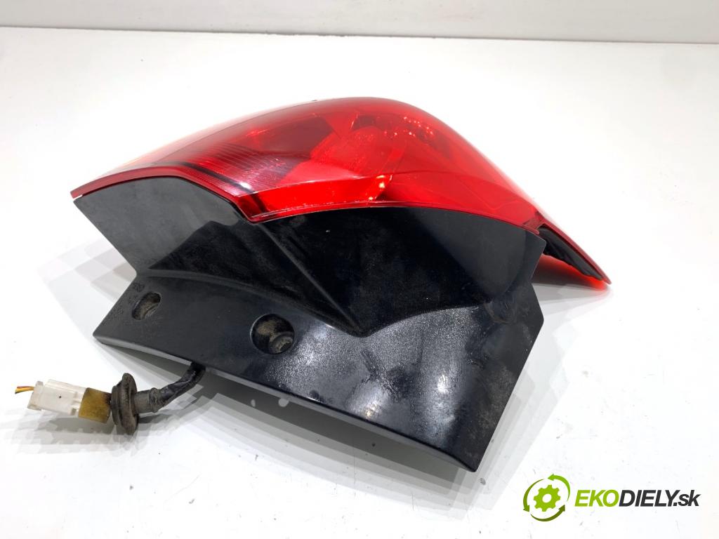 MITSUBISHI ASX SUV 2015 86 kW 1.6 MIVEC 1590 Svetlo ľavy zad