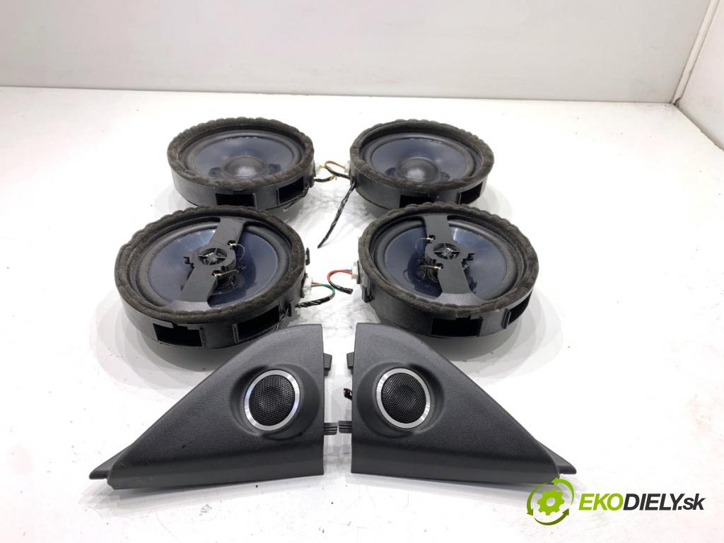 MITSUBISHI ASX SUV 2015 86 kW 1.6 MIVEC 1590 reproduktory 8720A011