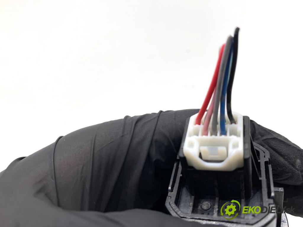 MITSUBISHI ASX SUV 2015 86 kW 1.6 MIVEC 1590 vypínač ZAPALOVANIE: START/STOP 8610A130