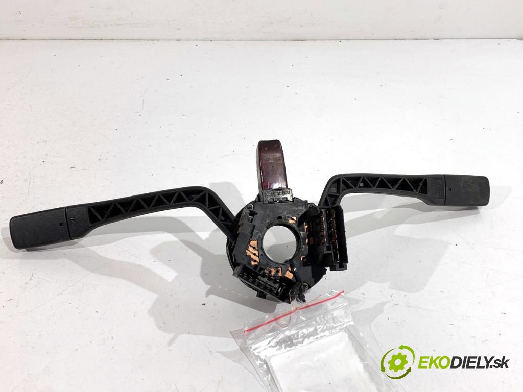 VW TRANSPORTER T4 Autobus 1995 57 kW 2.4 D 2370 Prepínač kombinovaný 701953503AJ (Prepínacie páčky pod volantom)