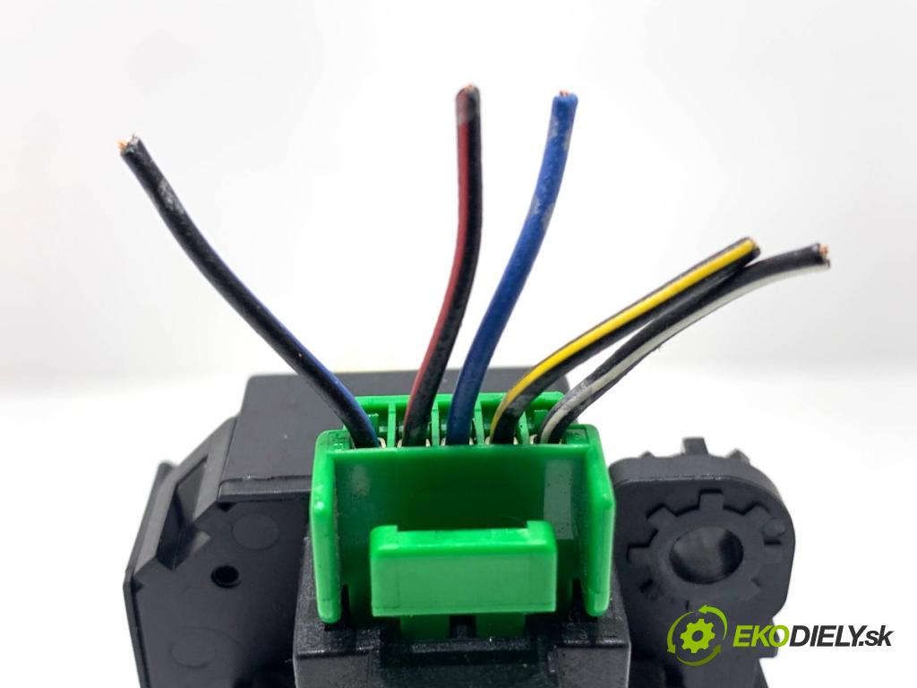 MITSUBISHI ASX SUV 2015 86 kW 1.6 MIVEC 1590 Motor kúrenia CSA512T010