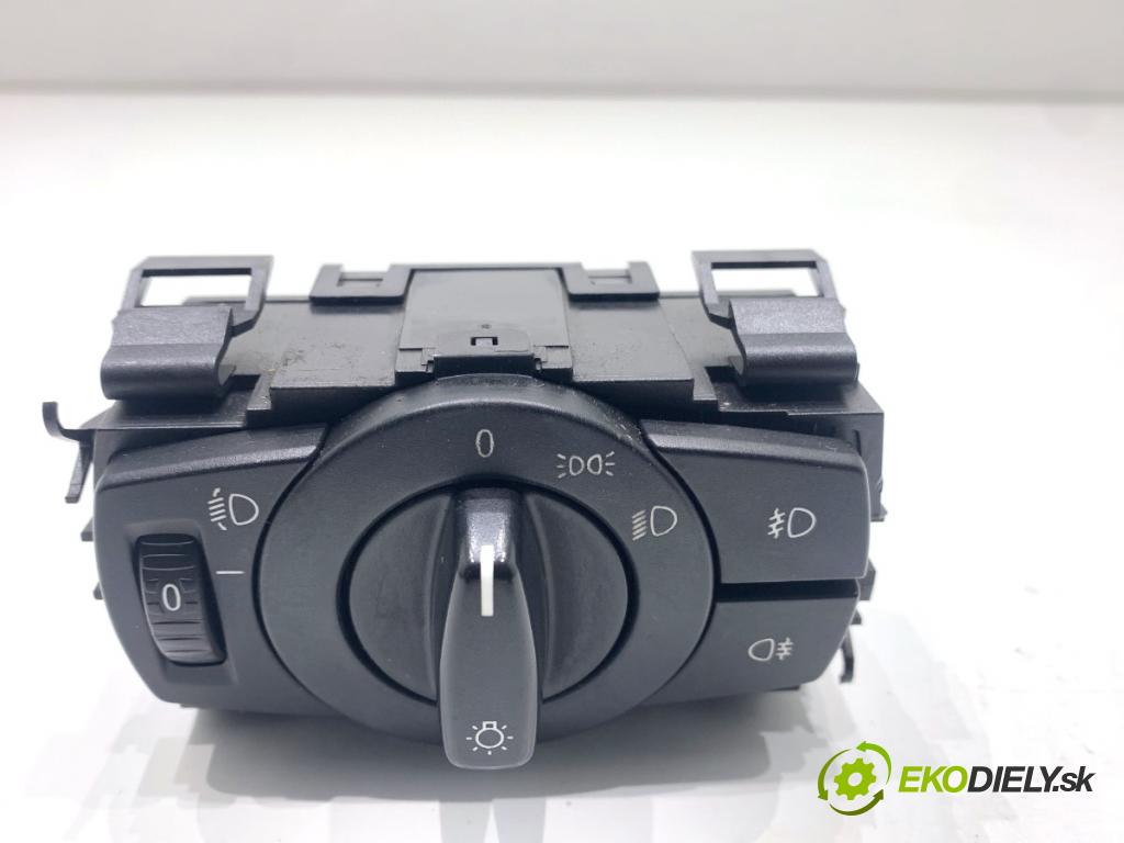 BMW E87 liftback 2005 85 kW 116 i 1596 Spínač svetiel 6932794