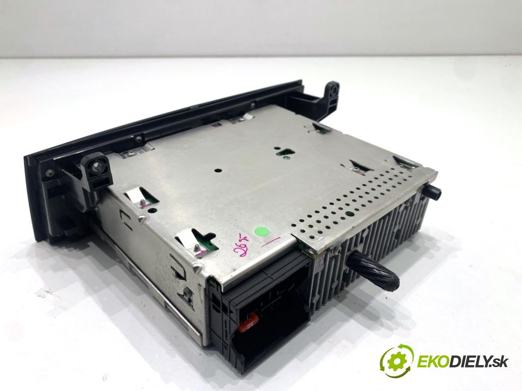 BMW E87 liftback 2005 85 kW 116 i 1596 RADIO 6959145 (Audio zařízení)