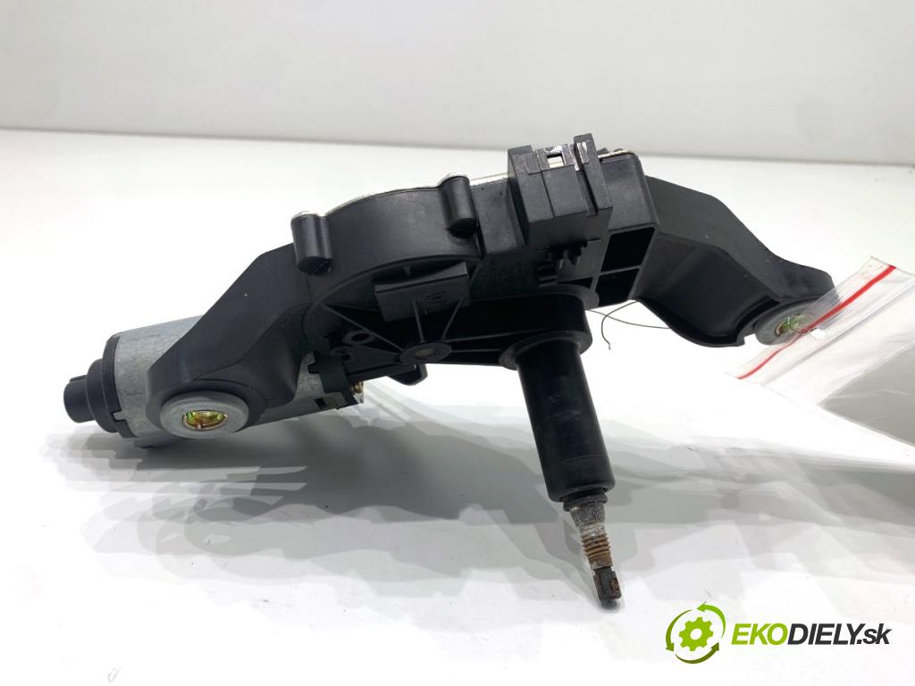 BMW E87 liftback 2005 85 kW 116 i 1596 Motor stieračov zad 6921959