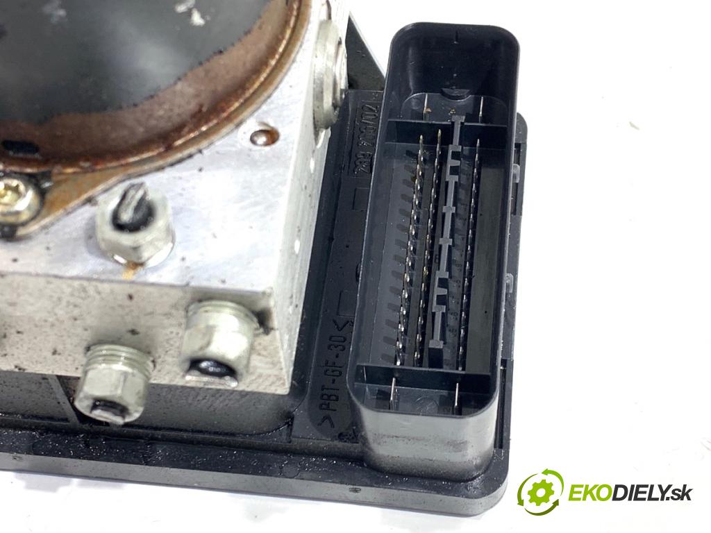 BMW E87 liftback 2005 85 kW 116 i 1596 pumpa ABS  (Pumpa ABS)