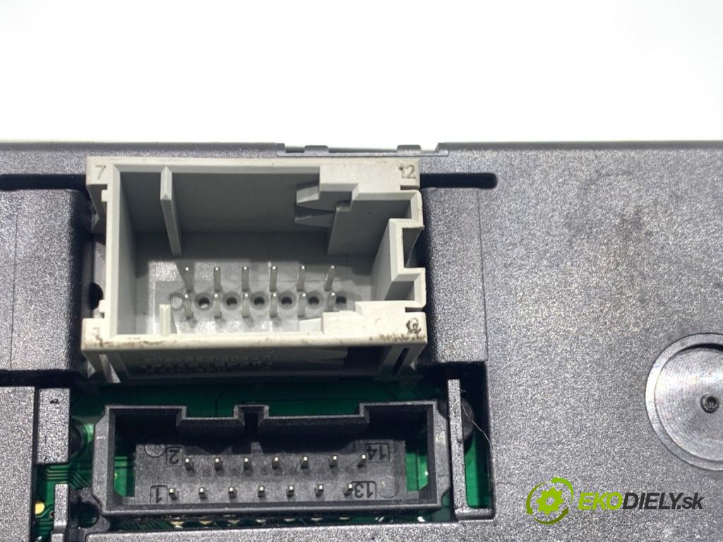 BMW E87 liftback 2005 85 kW 116 i 1596 Panel ovládaní topení 6960860 (Páčky pod volantem)