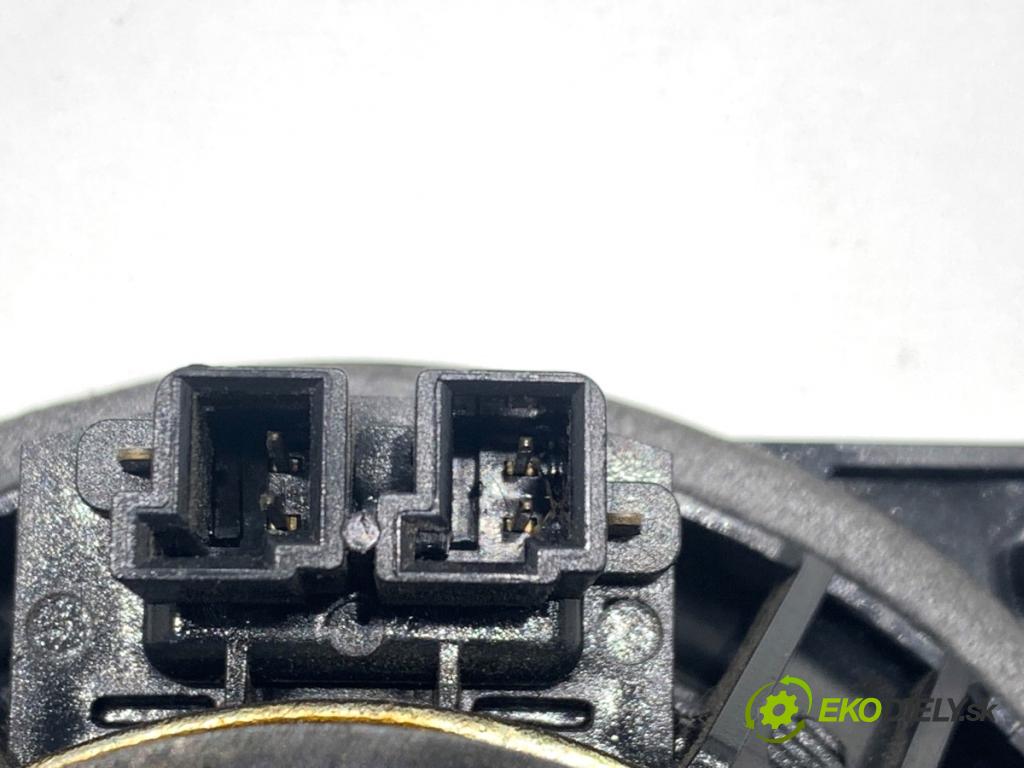 BMW E87 liftback 2005 85 kW 116 i 1596 reproduktory 4142968 6923174