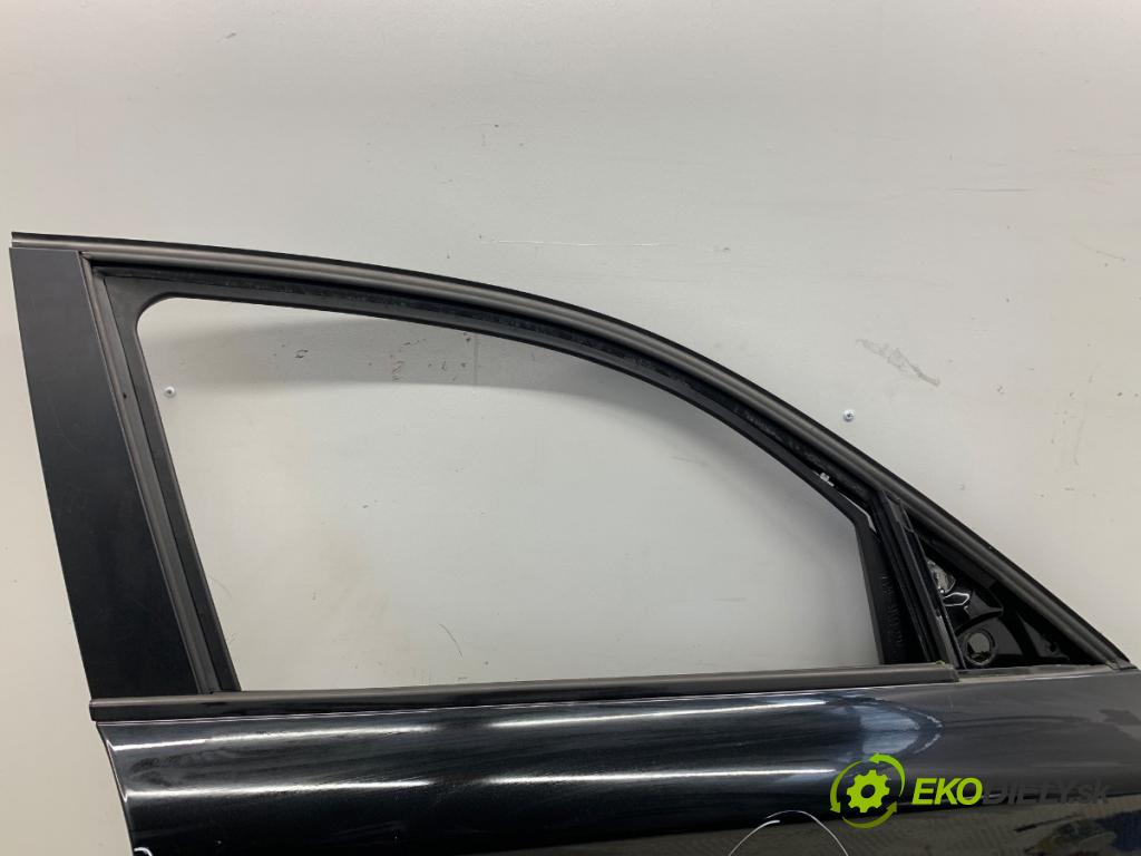 BMW E87 liftback 2005 85 kW 116 i 1596 Dvere pravy predný 475