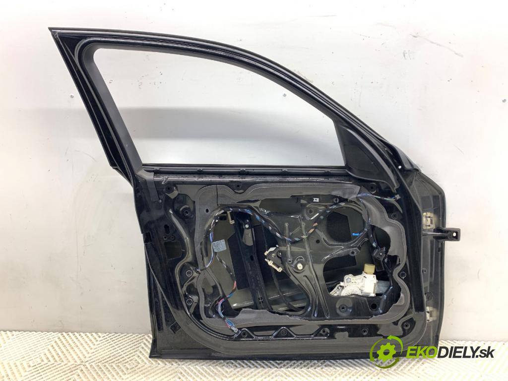 BMW E87 liftback 2005 85 kW 116 i 1596 Dvere ľavy predný 475