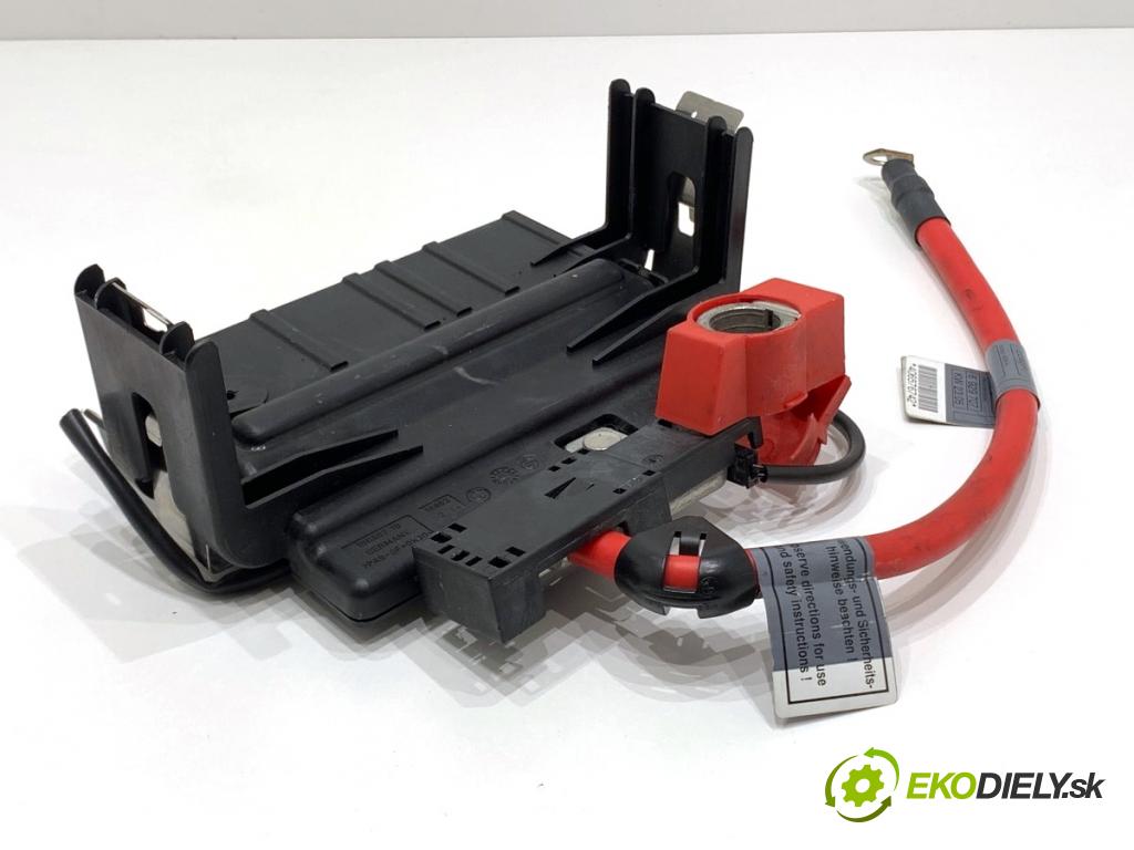 BMW E87 liftback 2005 85 kW 116 i 1596 svorka plus 6936649