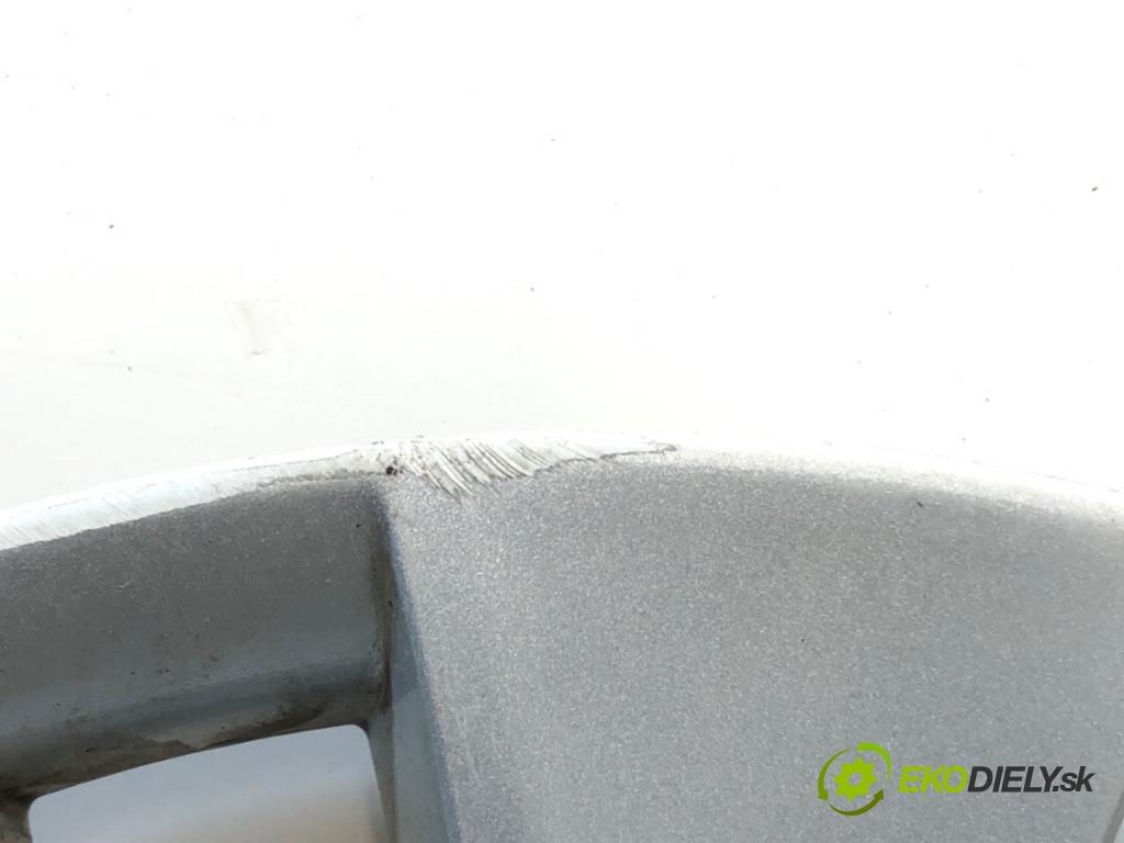 BMW E87 liftback 2005 85 kW 116 i 1596 puklica