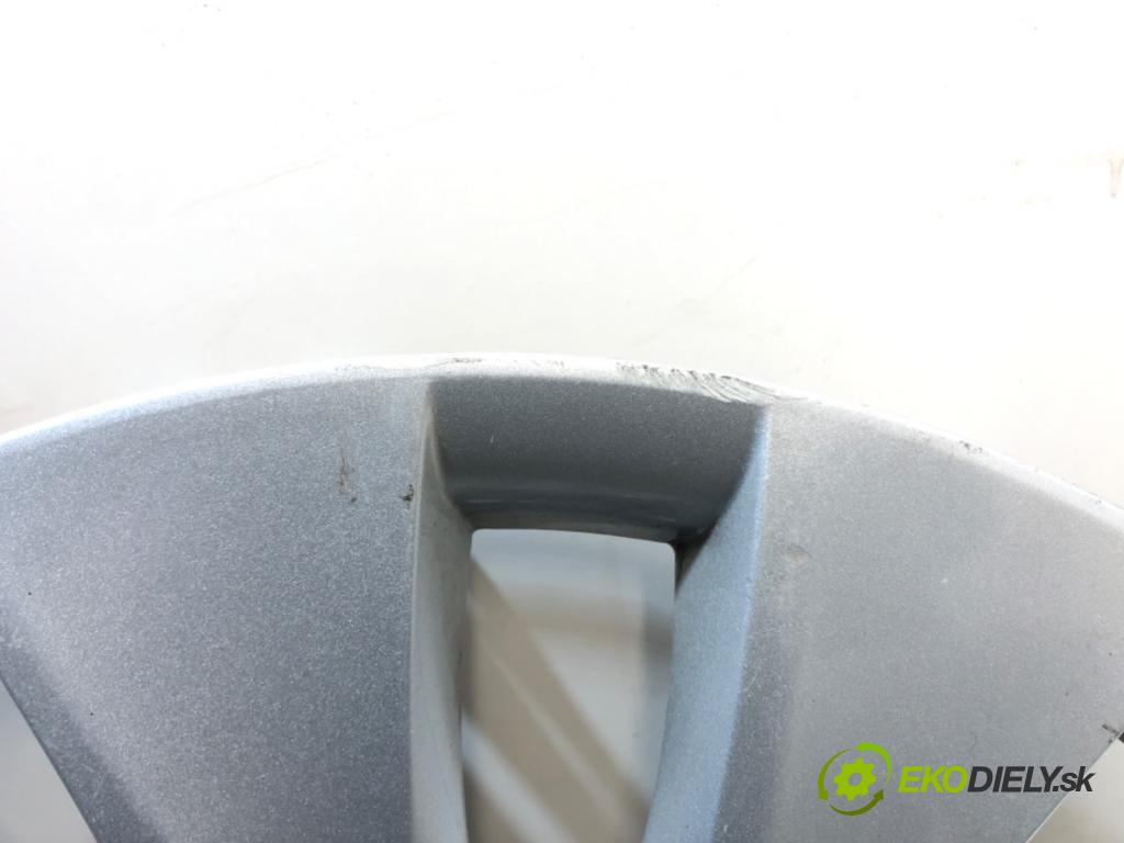 BMW E87 liftback 2005 85 kW 116 i 1596 puklica