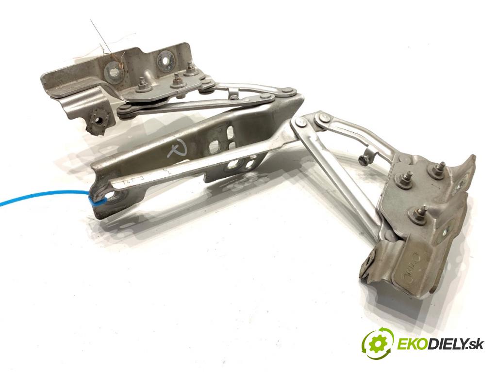 OPEL ASTRA J Kombi 2013 81 kW 1.7 CDTI (35) 1686 závěsky kapoty