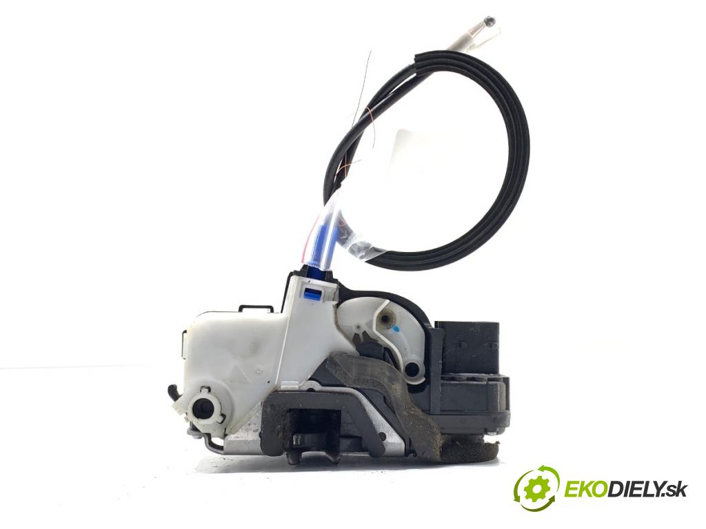 OPEL ASTRA J Kombi 2013 81 kW 1.7 CDTI (35) 1686 zámok Dvere pravy predný 13579523