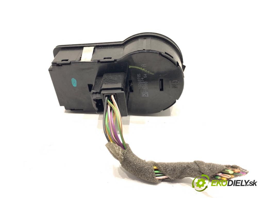OPEL ASTRA J Kombi 2013 81 kW 1.7 CDTI (35) 1686 Spínač svetiel 13268705