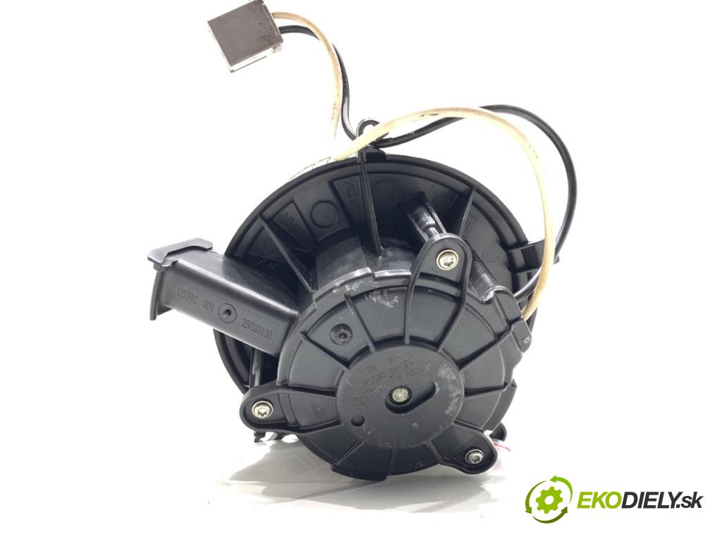 OPEL ASTRA J Kombi 2013 81 kW 1.7 CDTI (35) 1686 ventilátor kúrenia 25020140