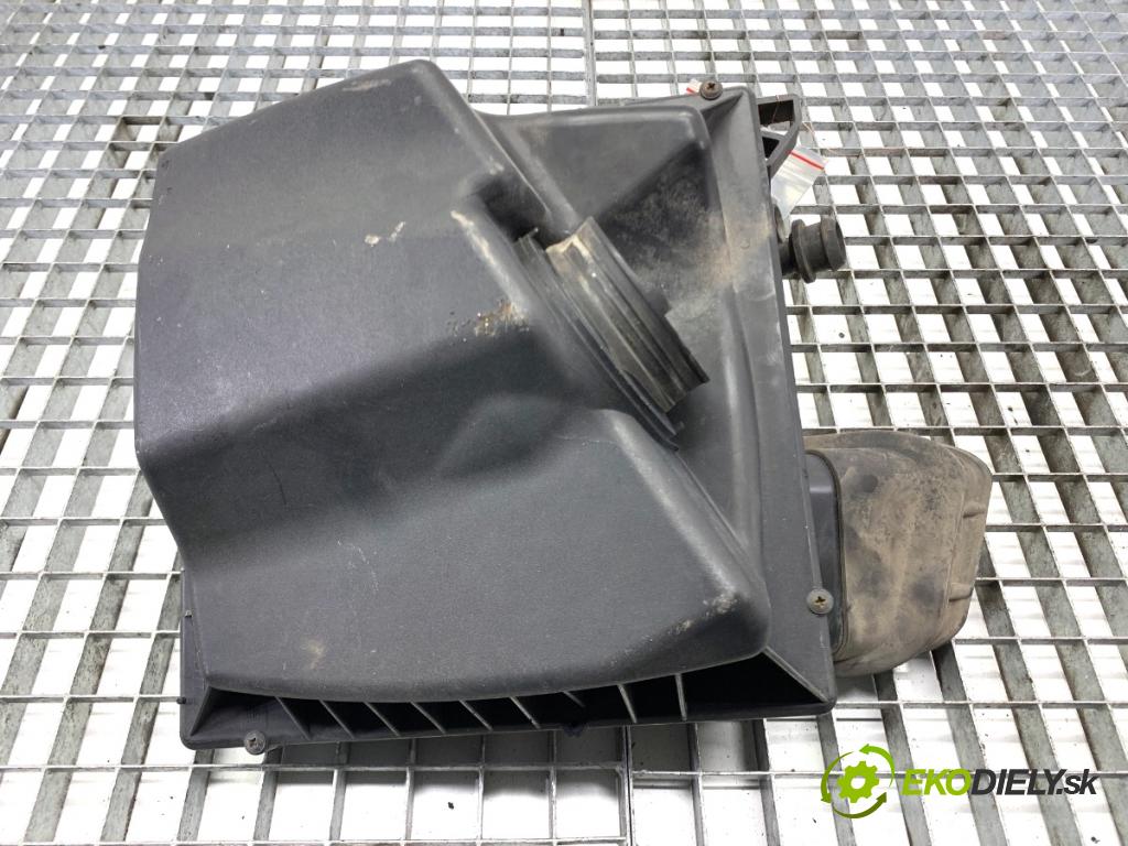 OPEL ASTRA J Kombi 2013 81 kW 1.7 CDTI (35) 1686 obal filtra vzduchu  (Kryt vzduchového filtru)