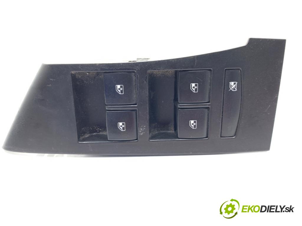 OPEL ASTRA J Kombi 2013 81 kW 1.7 CDTI (35) 1686 Prepínač okien 13305011 (Prepínacie páčky pod volantom)