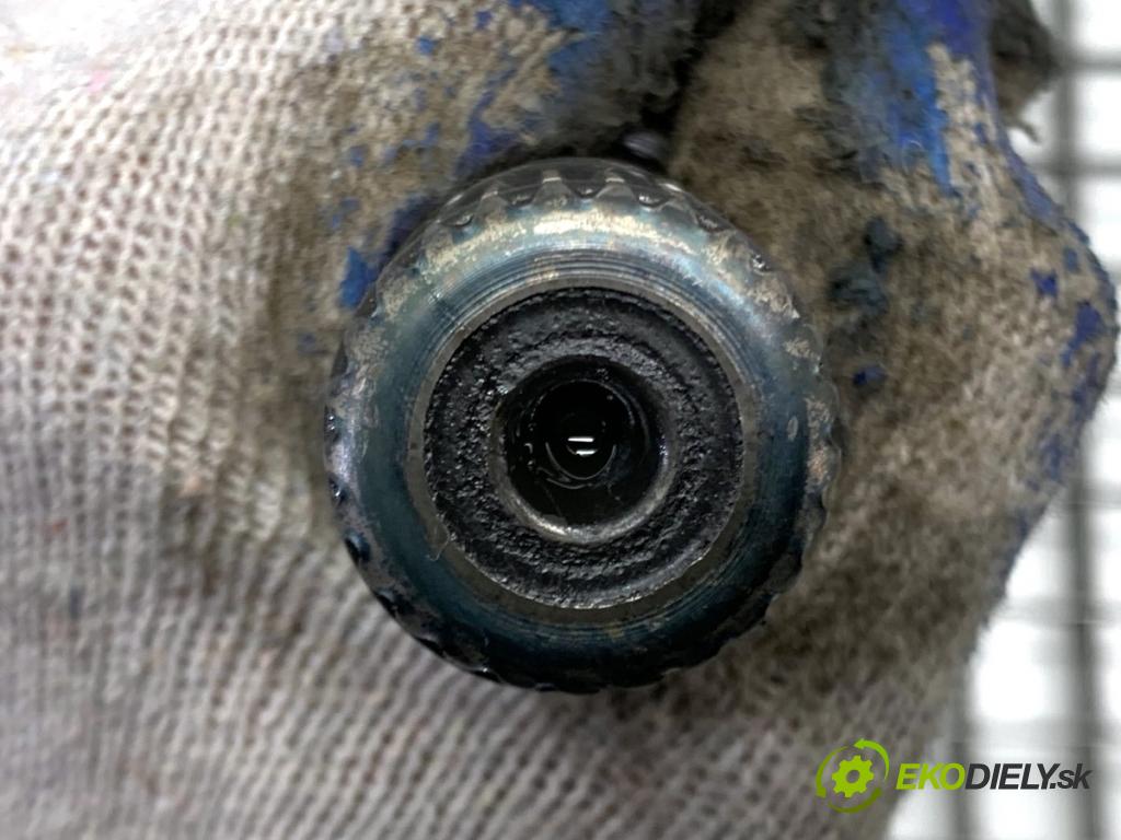 OPEL ASTRA J Kombi 2013 81 kW 1.7 CDTI (35) 1686 Poloos ľavy predný 13396741