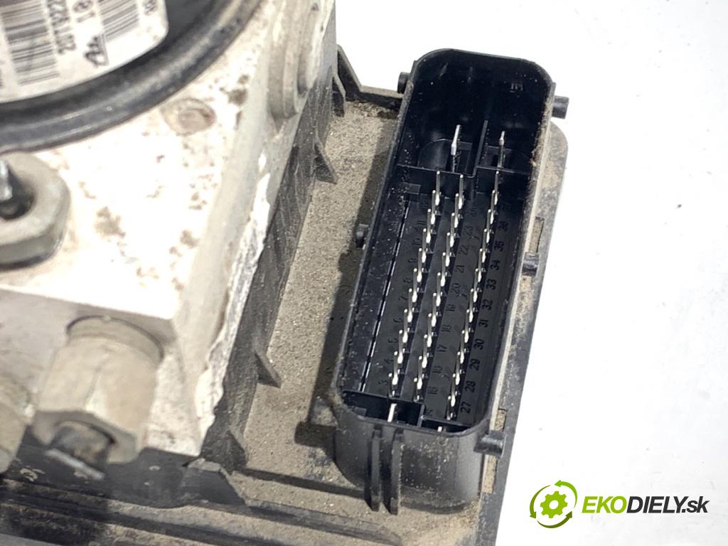 OPEL ASTRA J Kombi 2013 81 kW 1.7 CDTI (35) 1686 pumpa ABS 13412550 (Pumpa ABS)