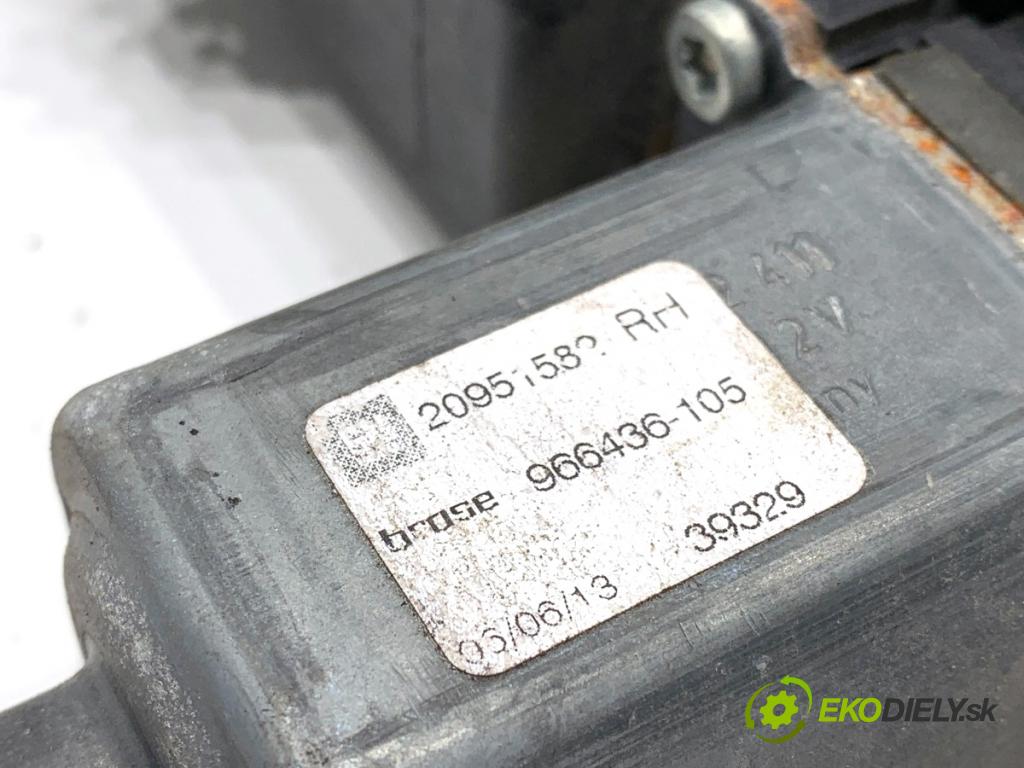 OPEL ASTRA J Kombi 2013 81 kW 1.7 CDTI (35) 1686 Mechanizmus okna pravy predný 915368