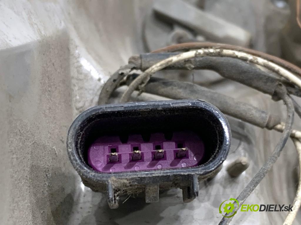 OPEL ASTRA J Kombi 2013 81 kW 1.7 CDTI (35) 1686 Svetlo ľavy zad 13282242