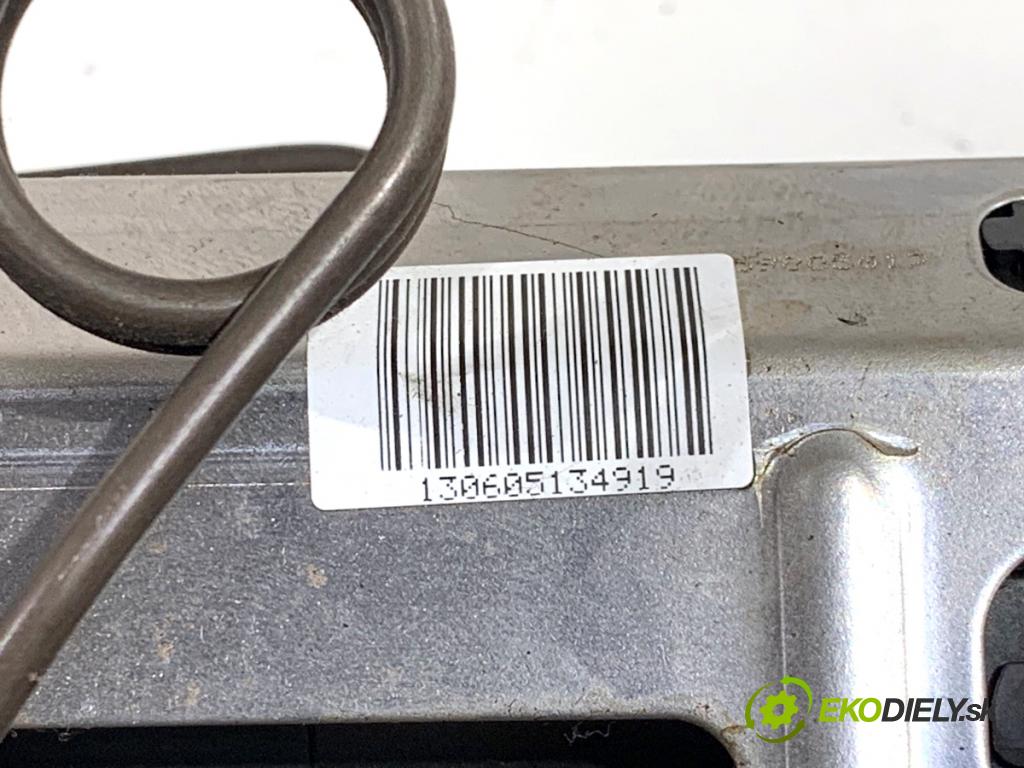 OPEL ASTRA J Kombi 2013 81 kW 1.7 CDTI (35) 1686 hřídel tyč volantu 13251806 (Tyč řízení (volantu))