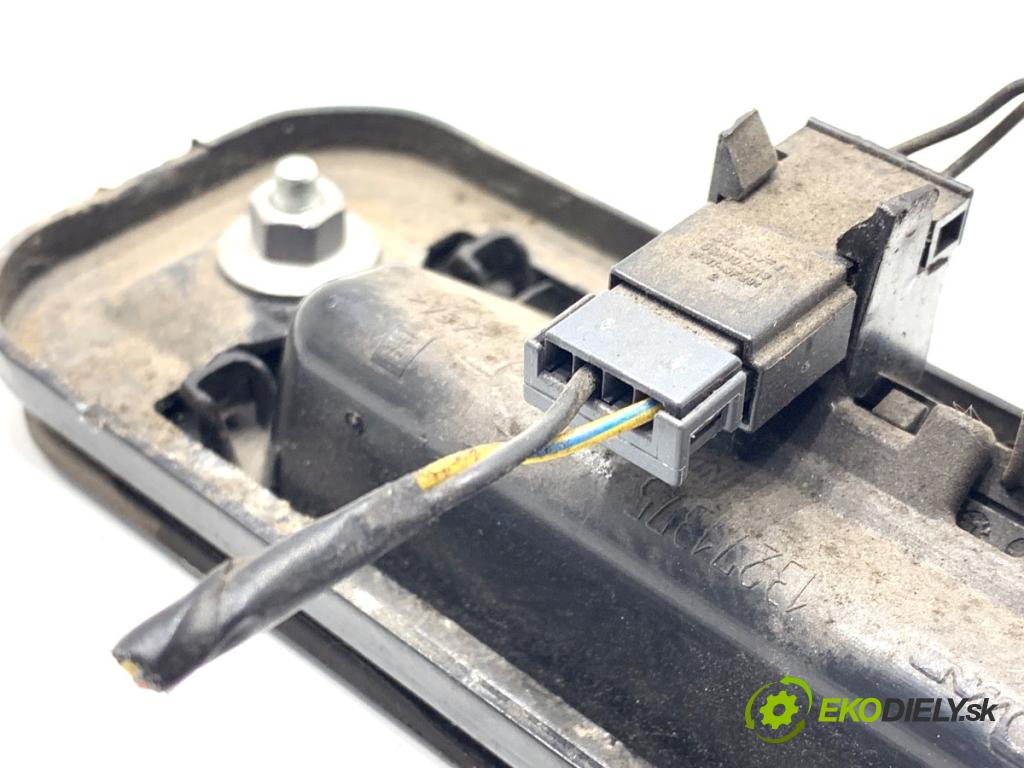 OPEL ASTRA J Kombi 2013 81 kW 1.7 CDTI (35) 1686 Kľučka dverí zad 13271375