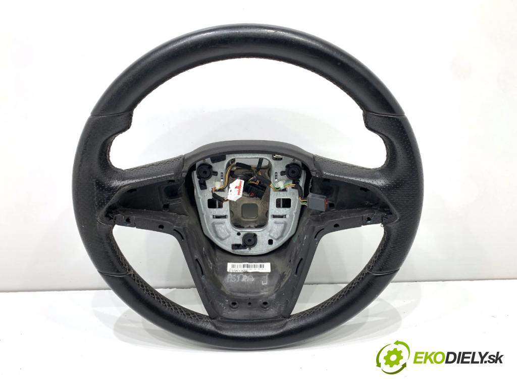 OPEL ASTRA J Kombi 2013 81 kW 1.7 CDTI (35) 1686 Volant 13351022 (Volant)