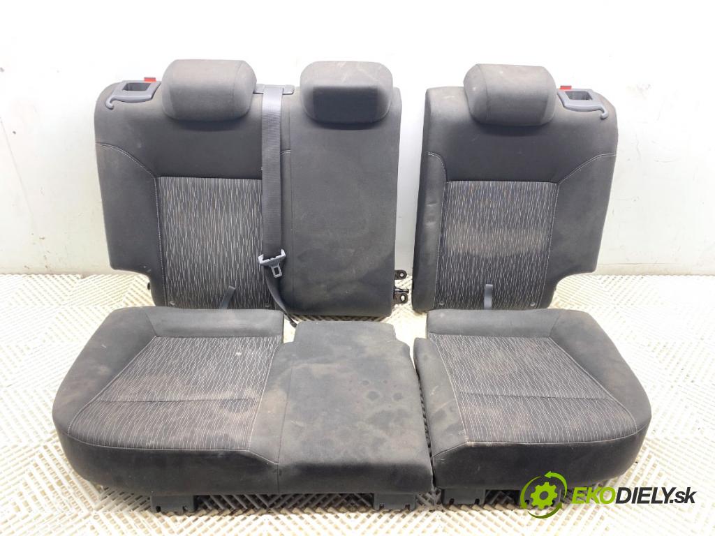 OPEL ASTRA J Kombi 2013 81 kW 1.7 CDTI (35) 1686 Sedadlo druhý rad 