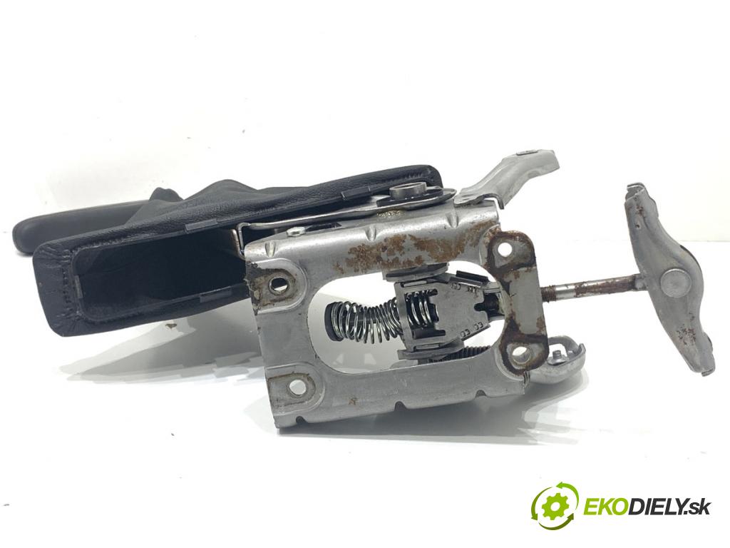 OPEL ASTRA J Kombi 2013 81 kW 1.7 CDTI (35) 1686 Kulisa brzdy ručnej brzdy 13351282