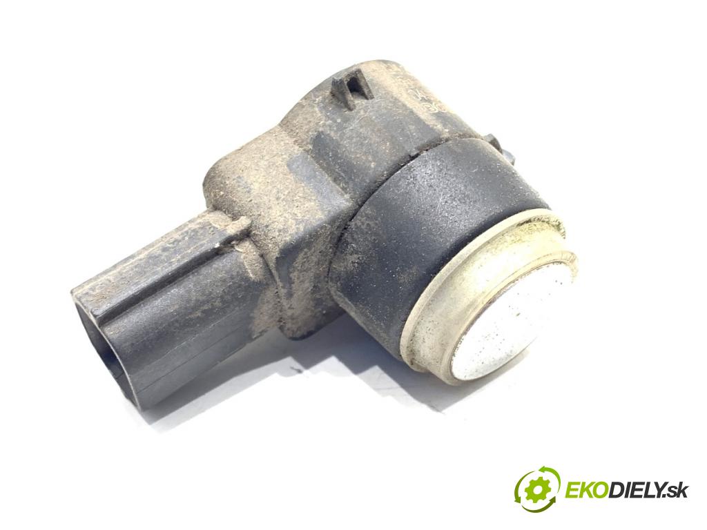 OPEL ASTRA J Kombi 2013 81 kW 1.7 CDTI (35) 1686 snímač PDC 25855503