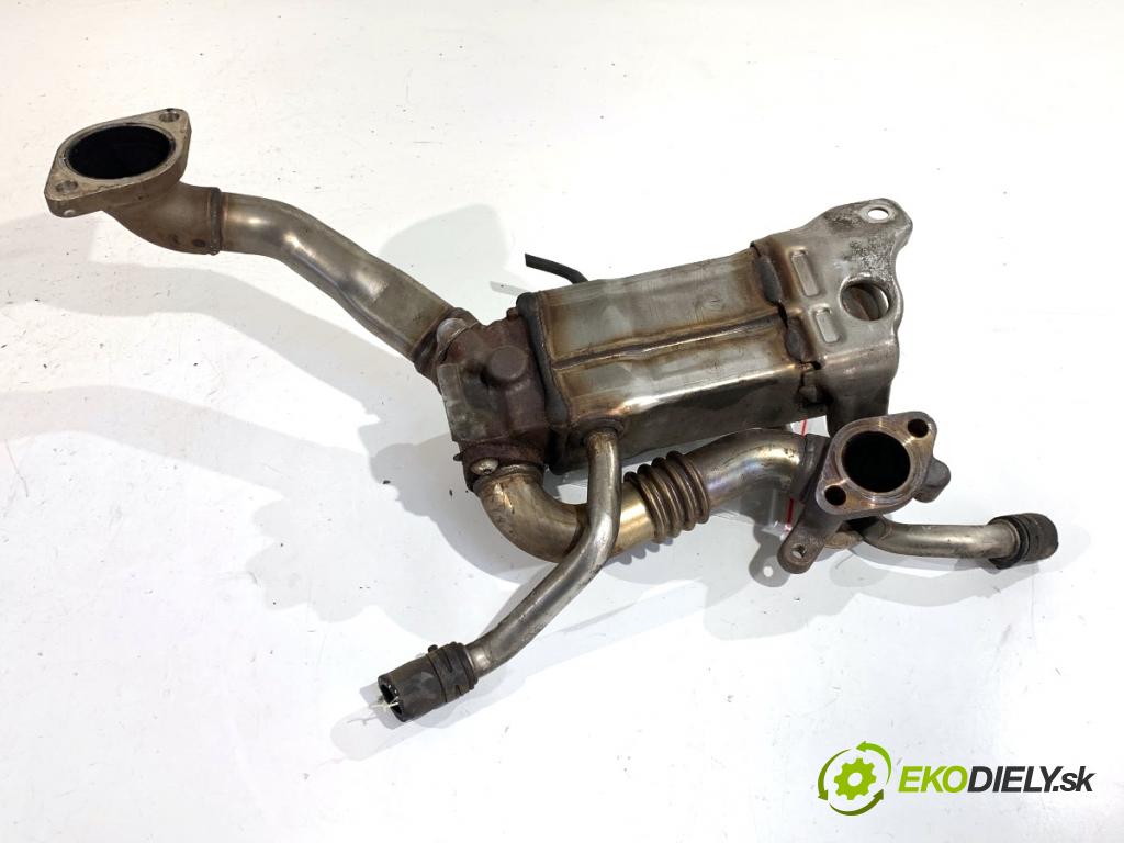 OPEL ASTRA J Kombi 2013 81 kW 1.7 CDTI (35) 1686 Chladič EGR 55576871