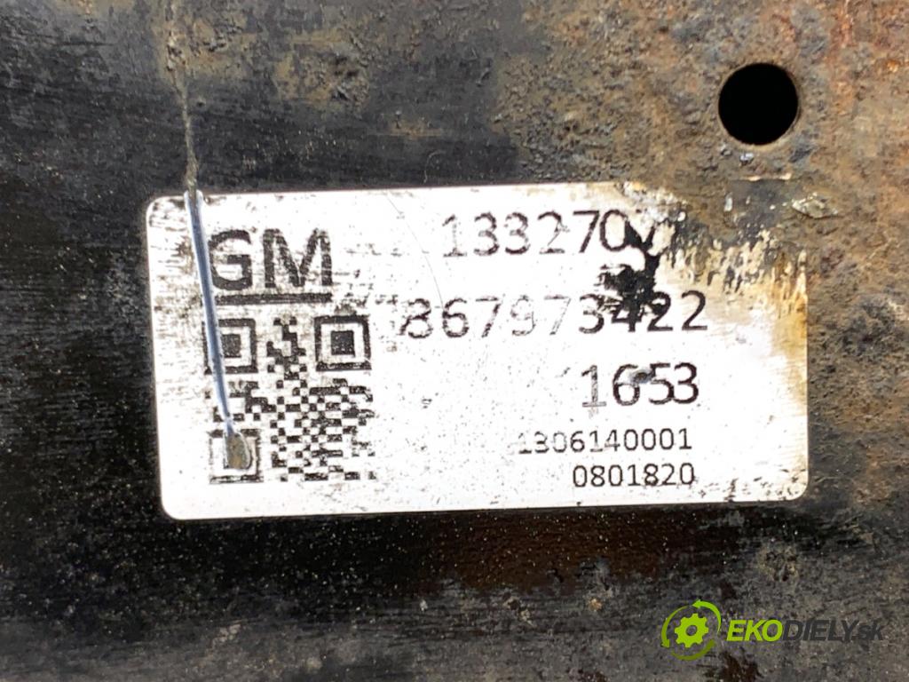 OPEL ASTRA J Kombi 2013 81 kW 1.7 CDTI (35) 1686 výztuha pod motor 13327070 (Přední výztuha)