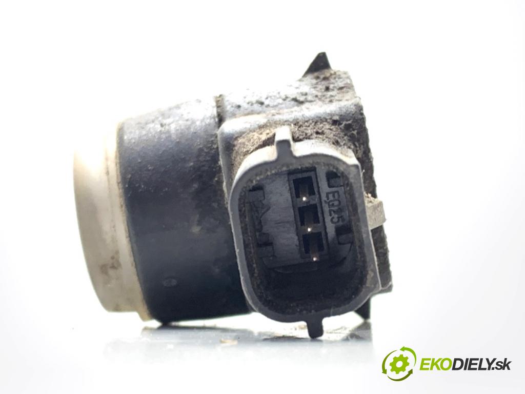 OPEL ASTRA J Kombi 2013 81 kW 1.7 CDTI (35) 1686 Snímač PDC 25855503