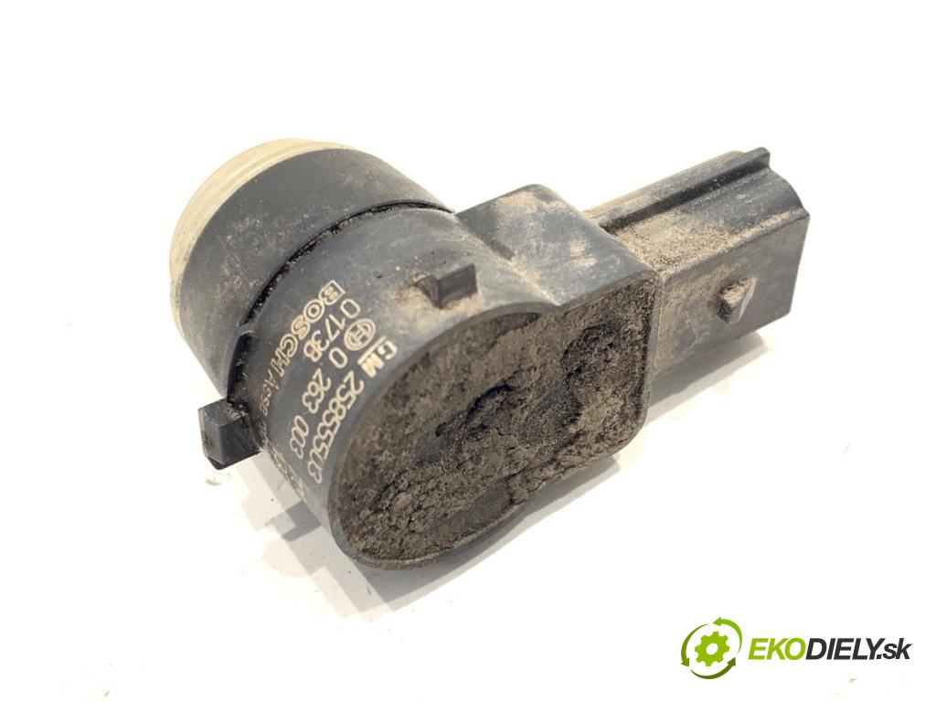 OPEL ASTRA J Kombi 2013 81 kW 1.7 CDTI (35) 1686 Snímač PDC 25855503