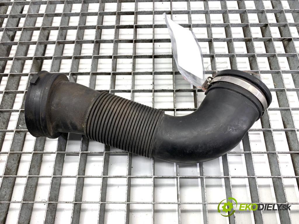 OPEL ASTRA J Kombi 2013 81 kW 1.7 CDTI (35) 1686 Rúra vzduchu 13254633