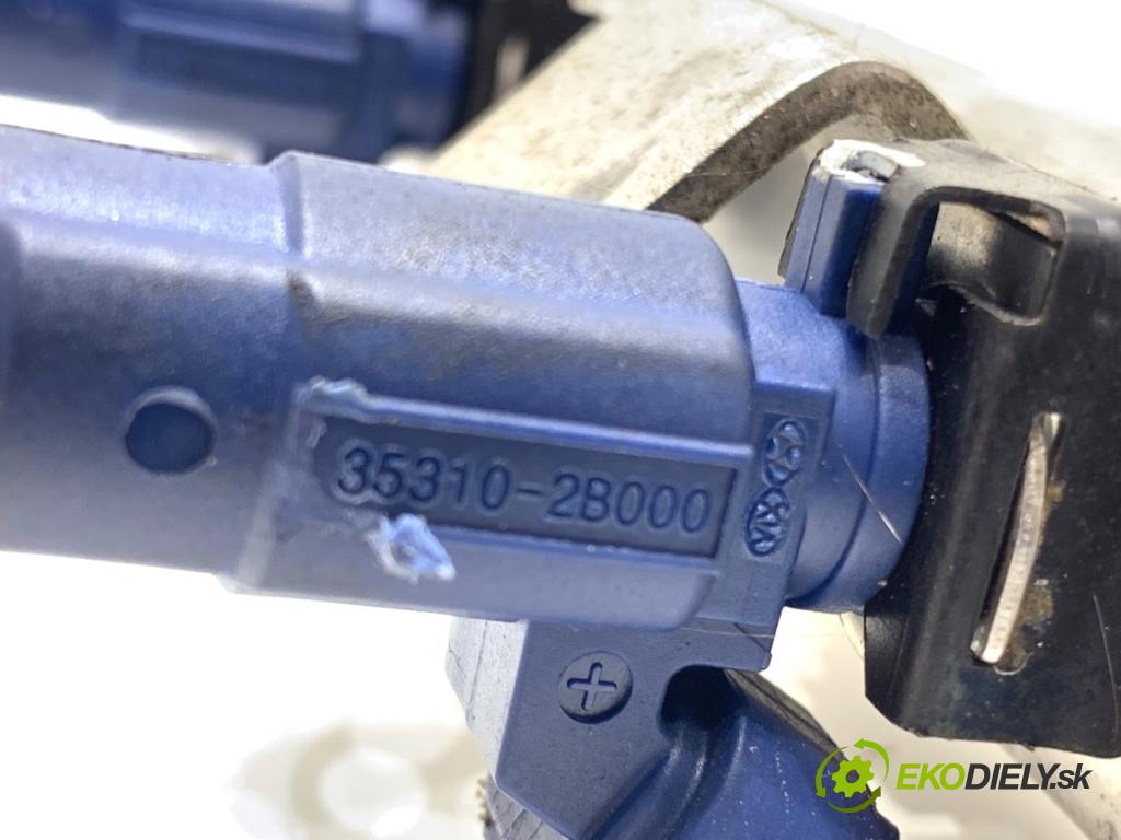 HYUNDAI ix20 liftback 2013 66 kW 1.4 1396 Lišta vstrekovacia INJEKCIA: 35310-2B000