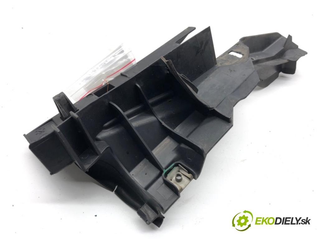 FORD FOCUS III Kombi 2016 92 kW 1.0 EcoBoost 998 Clona záves kapoty ľavá strana BM51-A02477-AE