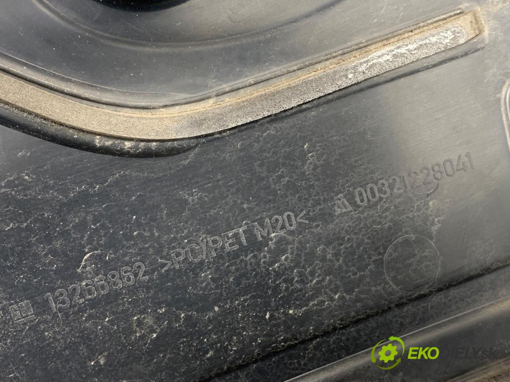 OPEL INSIGNIA A liftback 2009 103 kW 1.8 (68) 1796 Spoiler zad