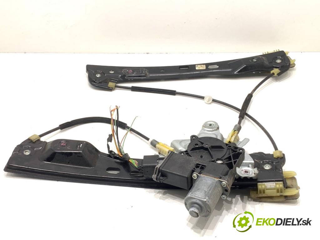 OPEL INSIGNIA A liftback 2009 103 kW 1.8 (68) 1796 mechanismus okna levý přední část 13302456