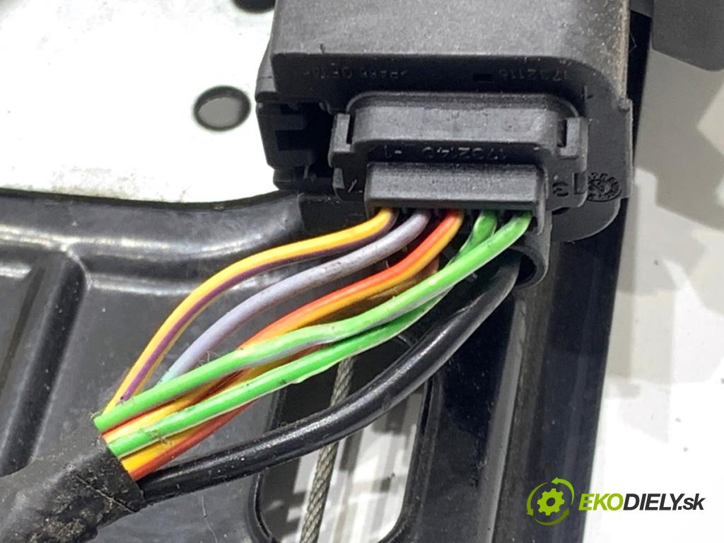 OPEL INSIGNIA A liftback 2009 103 kW 1.8 (68) 1796 mechanismus okna levý přední část 13302456