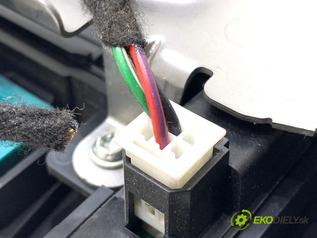 OPEL INSIGNIA A liftback 2009 103 kW 1.8 (68) 1796 Panel ovládania radia 13273252 (Prepínacie páčky pod volantom)