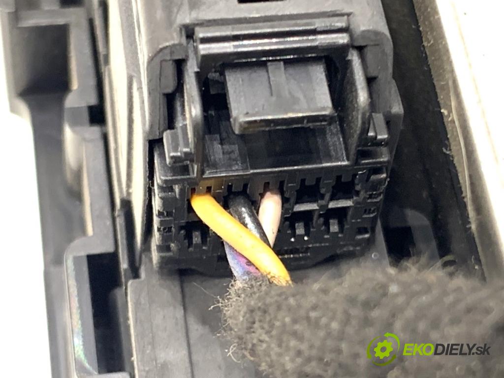 OPEL INSIGNIA A liftback 2009 103 kW 1.8 (68) 1796 Panel ovládania radia 13273252 (Prepínacie páčky pod volantom)