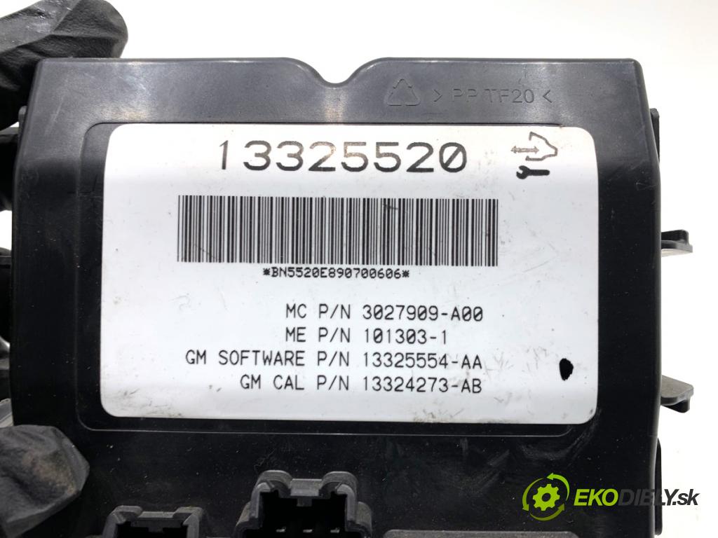 OPEL INSIGNIA A liftback 2009 103 kW 1.8 (68) 1796 Modul dverí 13325520