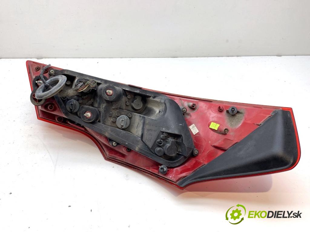 OPEL INSIGNIA A liftback 2009 103 kW 1.8 (68) 1796 Svetlo pravy zad 13226857