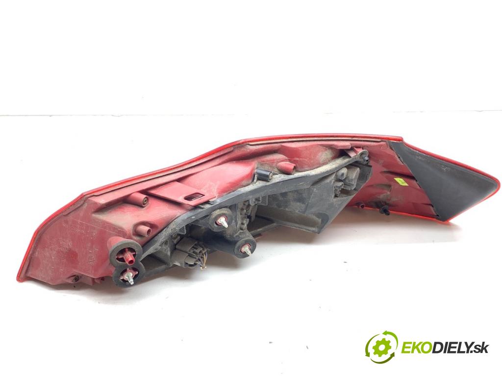 OPEL INSIGNIA A liftback 2009 103 kW 1.8 (68) 1796 světlo levý zadní část 13226856