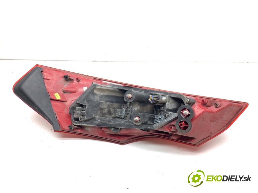 OPEL INSIGNIA A liftback 2009 103 kW 1.8 (68) 1796 světlo levý zadní část 13226856